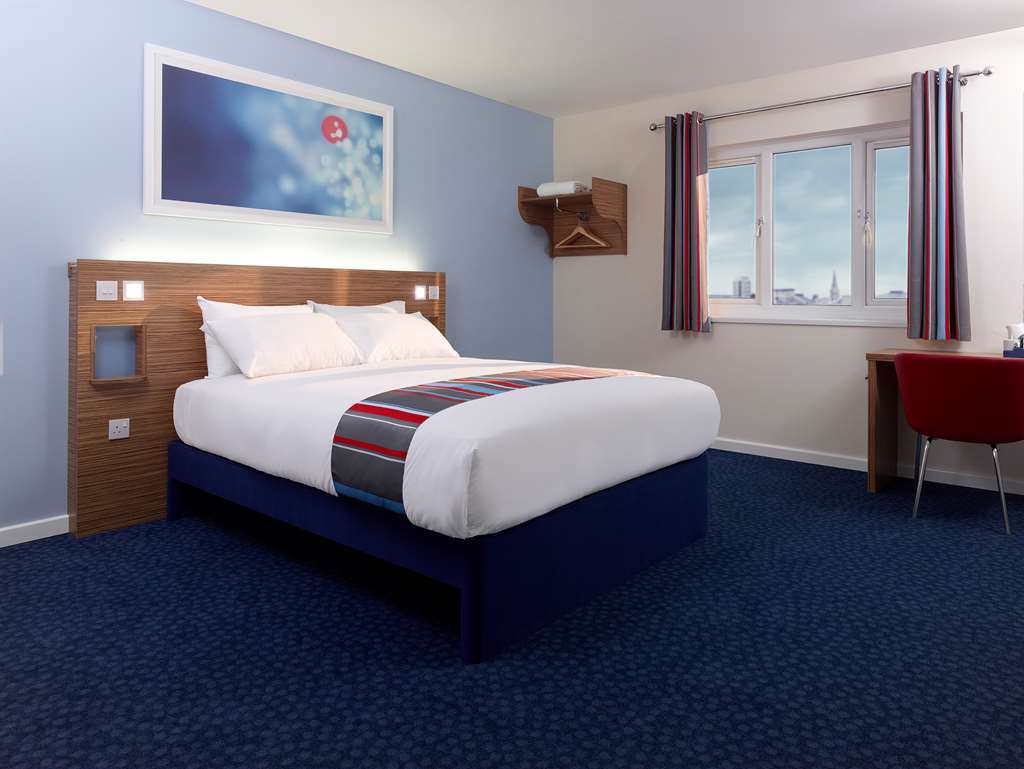 Travelodge บาซิลดอน ห้อง รูปภาพ