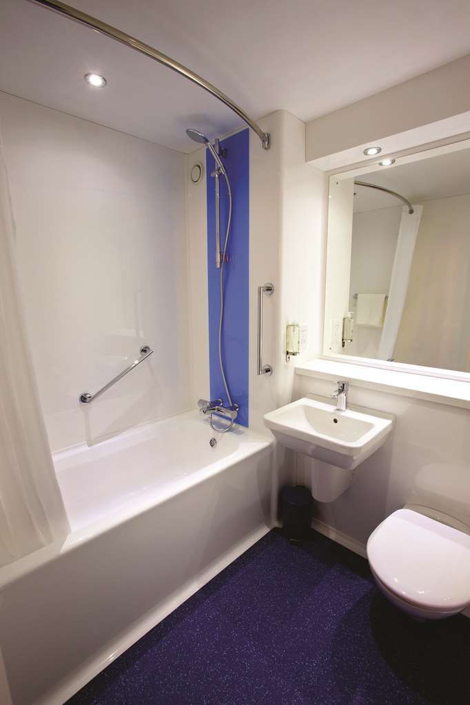 Travelodge บาซิลดอน ห้อง รูปภาพ